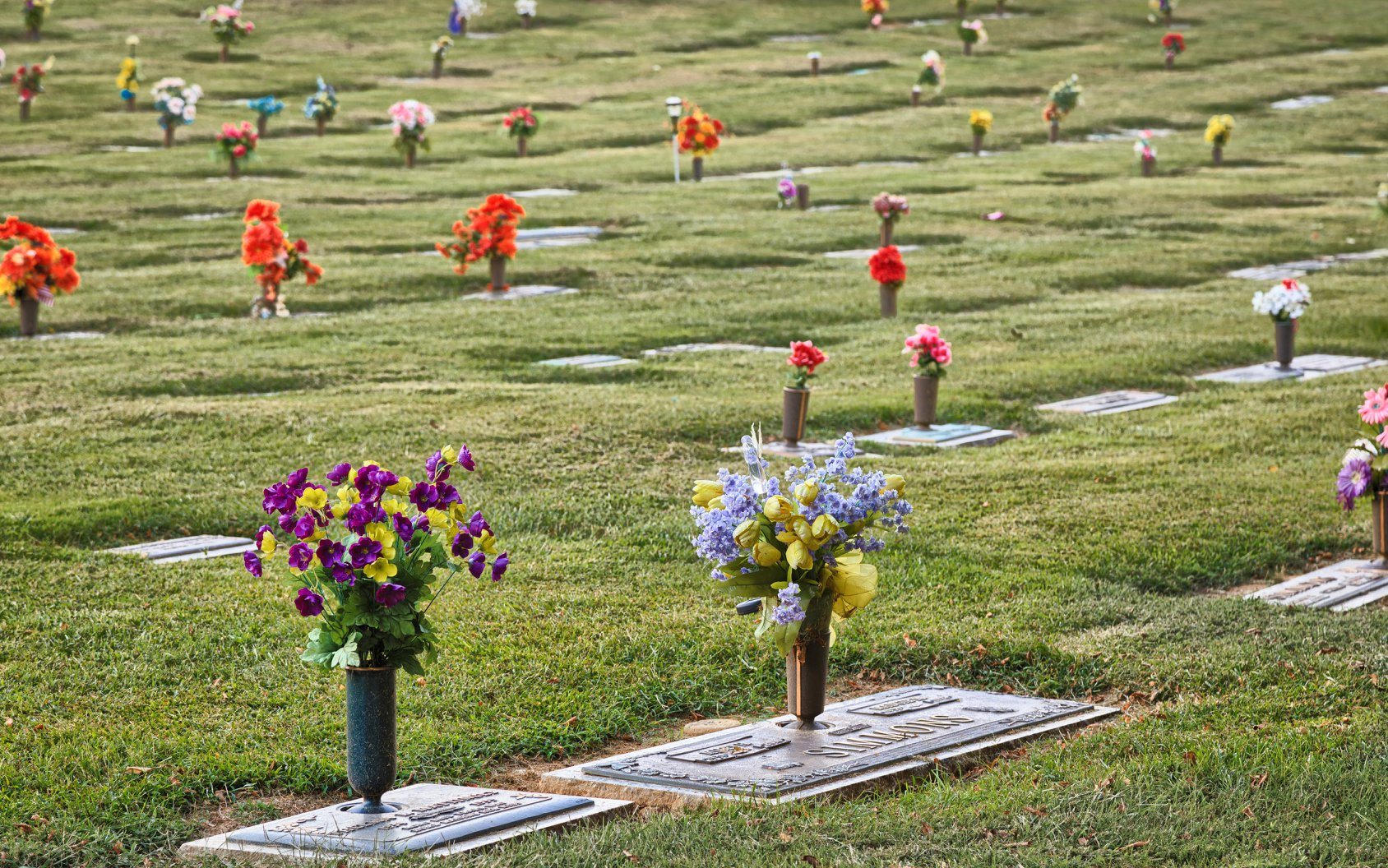 How to Decorate a Grave (And Why it Matters) Owensboro Memorial Gardens